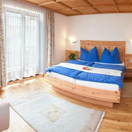 Landhaus Gabriela Holiday home Stumm